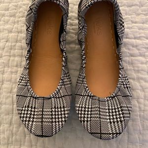 Tieks Seafield Check